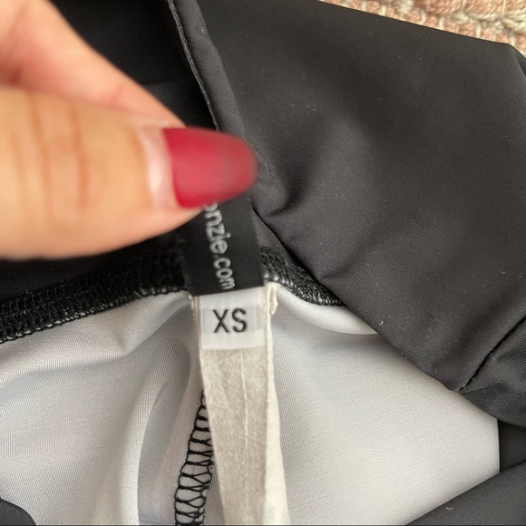 Onzie Black High Rise Las Lunas Graphic Full Leg Leggings Size XS Moonphases - Picture 16 of 16